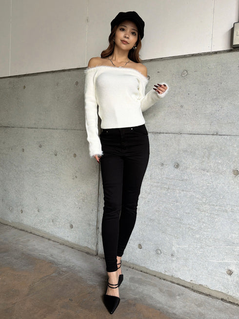 端シャギータイトオフショルニットトップス